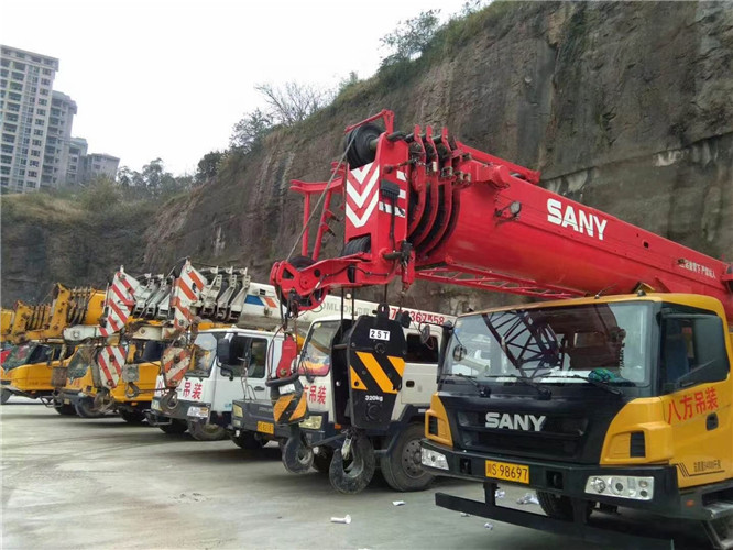 潞州区吊车出租按什么计费？台班费、单次费、里程费怎么算？